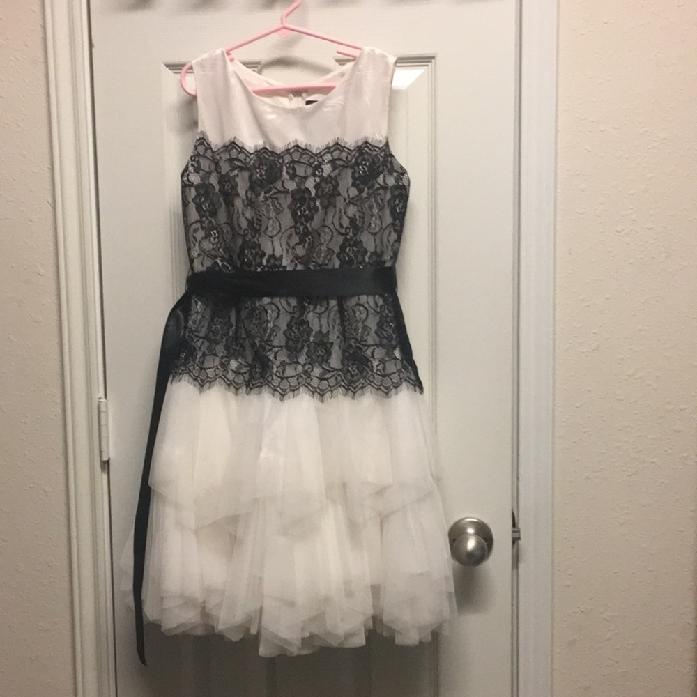 Girls dress